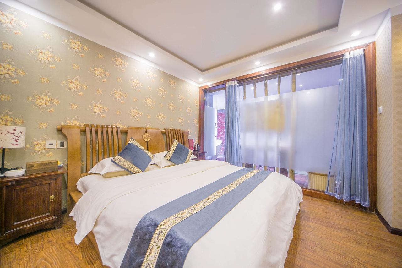 Lijiang Half Moon Bay Inn 外观 照片
