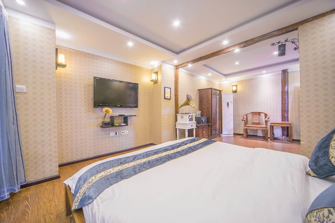 Lijiang Half Moon Bay Inn 外观 照片
