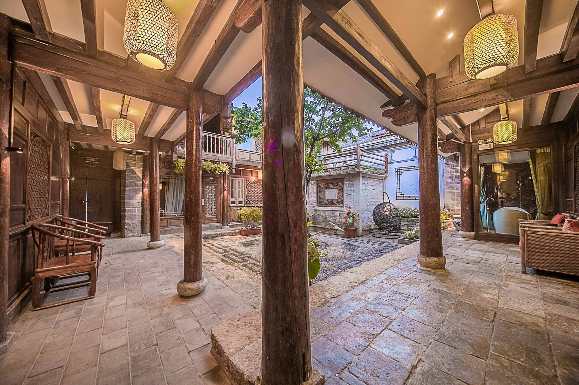 Lijiang Half Moon Bay Inn 外观 照片