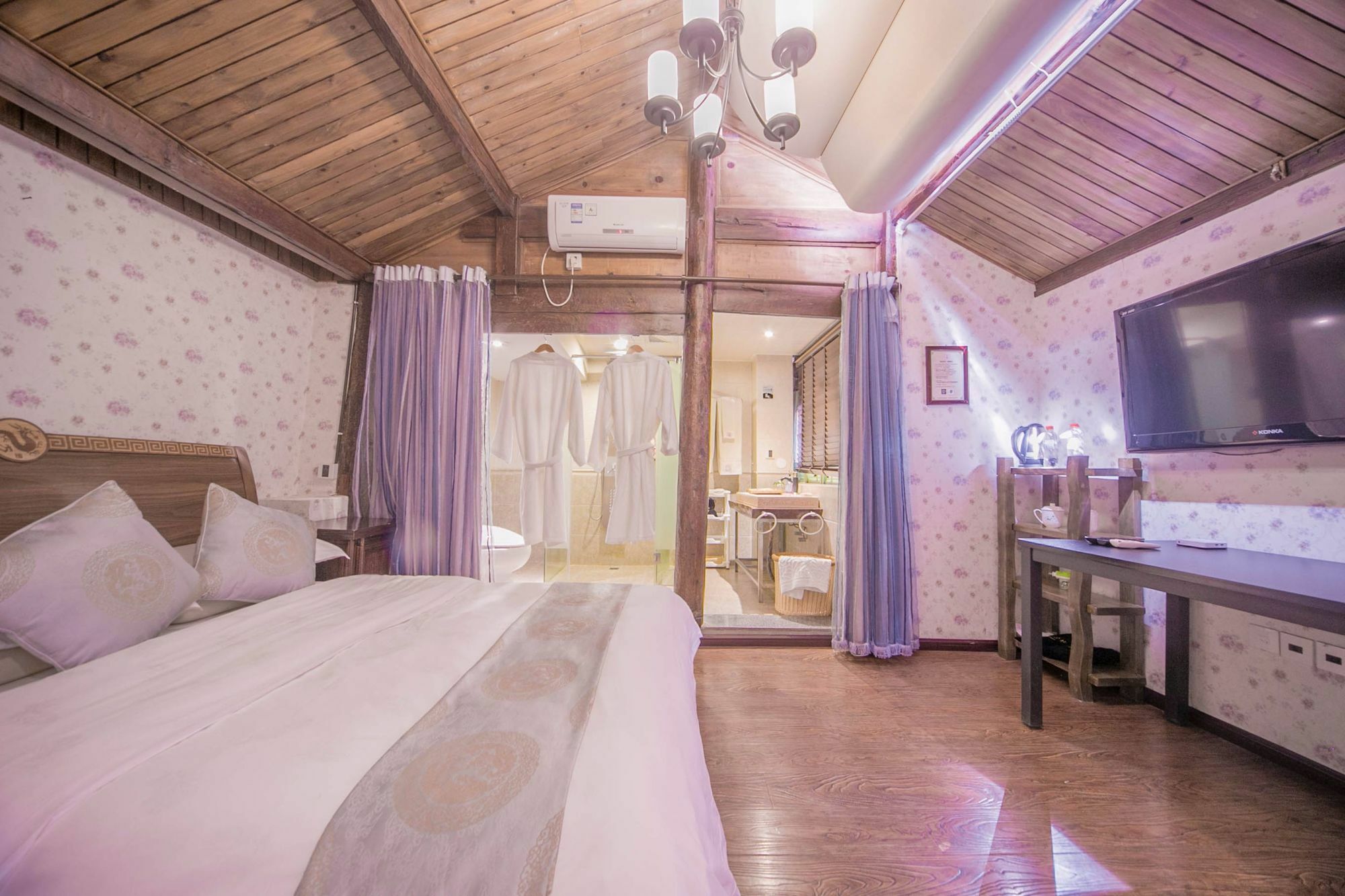 Lijiang Half Moon Bay Inn 外观 照片