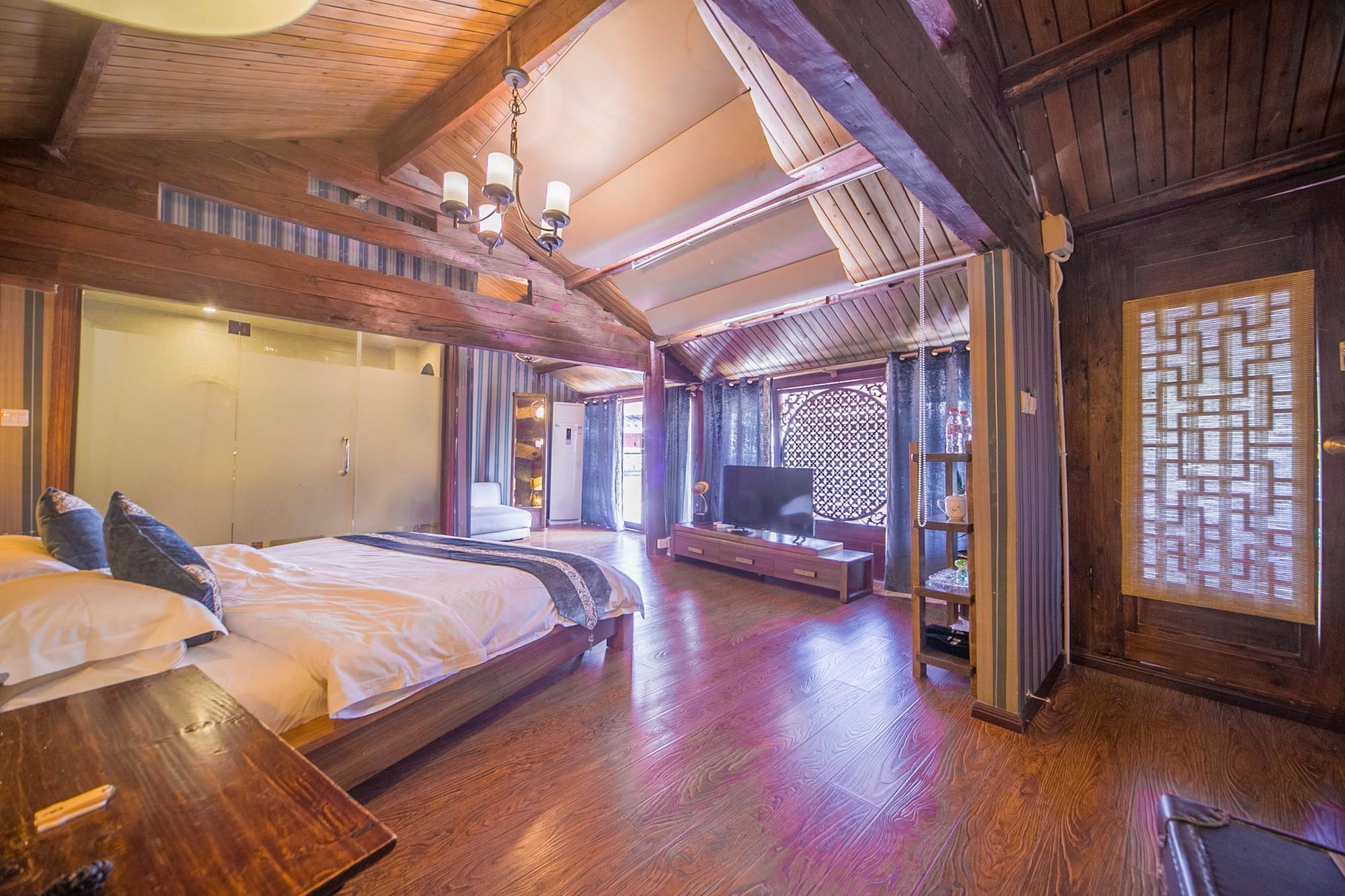 Lijiang Half Moon Bay Inn 外观 照片